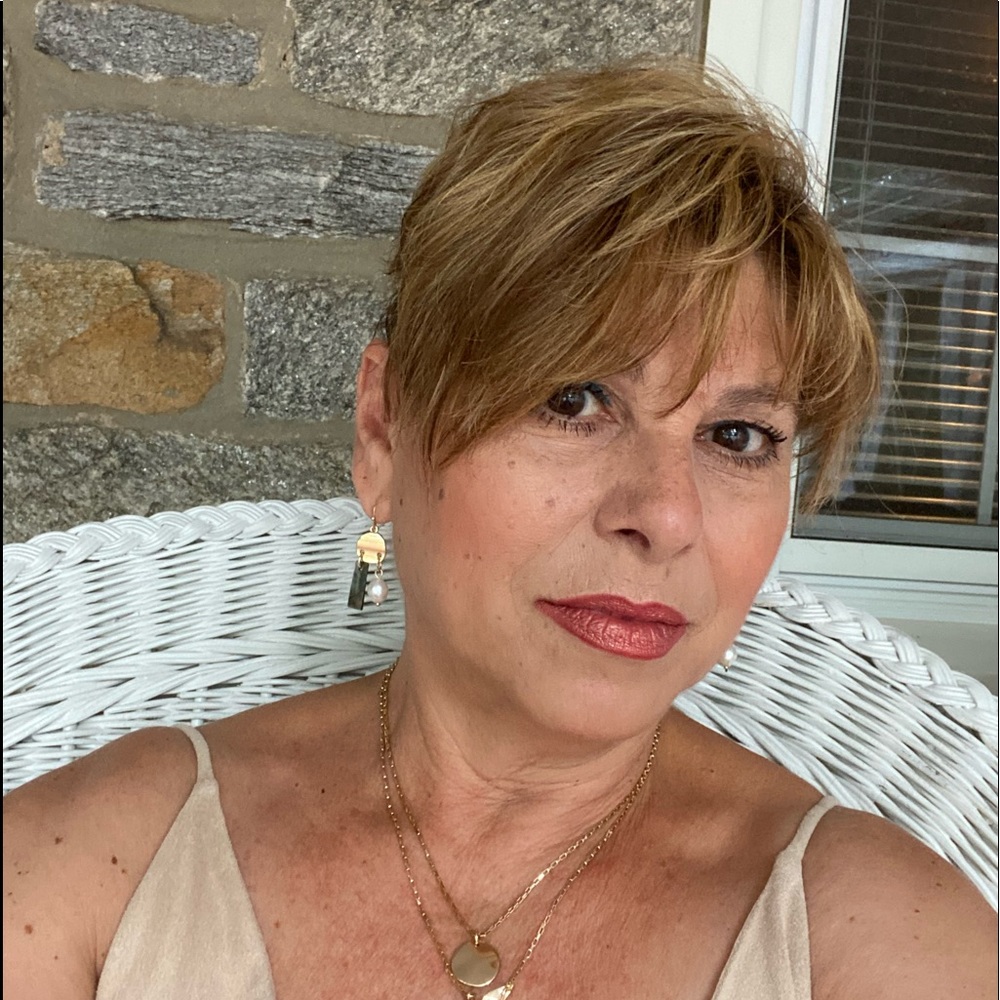 Meet your Posher, Nancy